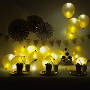 LED Light-Up Balloons